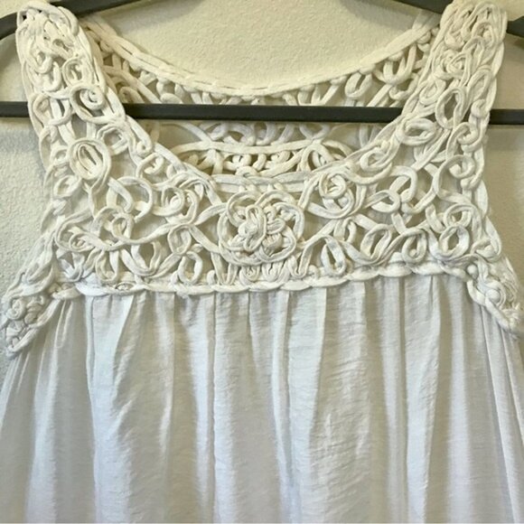 White Macramé Crochet Prairie Core Women's Shift Festival Dress w/ Front Pockets - Picture 3 of 9